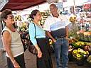 Annette, Anita et Cl�ment "au march� aux fleurs" de Nice