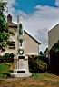 Colonne bris�e du Monument aux morts d'ygrande