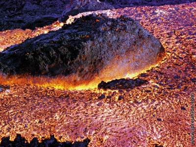 Eruption d'avril 2007 au Piton de la Fournaise (photo Imazpress)